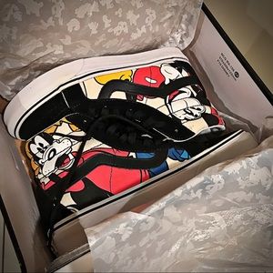 VANS Disney Mickey & Friends SK8-HI Size 7 NWT